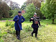 Verbundene Waffen mal anders - Pioniere beim Verlegen von Fernsprechleitungen