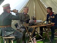 Die Parteiführer in der Besprechung bei Herrn Oberst
